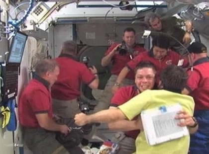 Arrivée de l'équipage STS-123 le 13 mars dernier. Credits: NASA TV