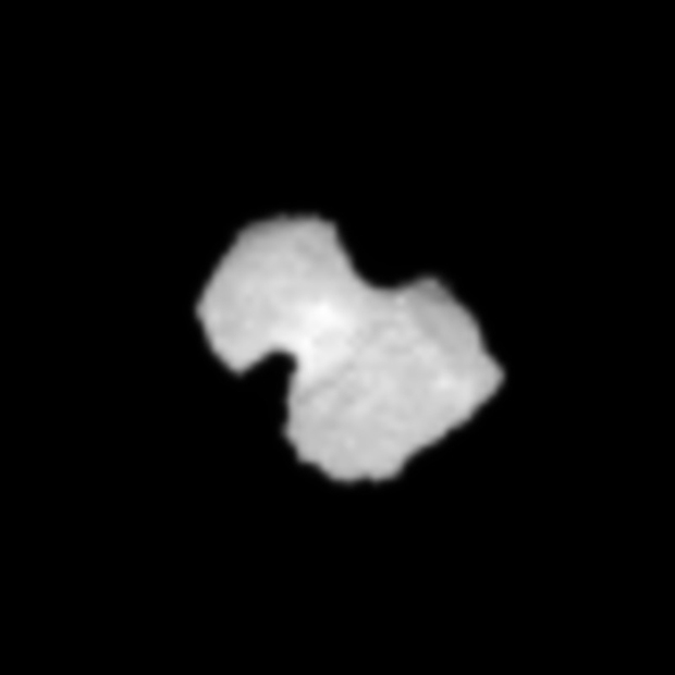 Image zoomée 10 x et interpolée du noyau de 67P vu par la caméra de navigation de Rosetta le 30 juillet 2014 à une distance de 1 630 km.